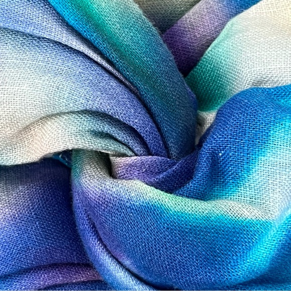 Elegant Multicolor Puff Sleeve Dress - Picture 8 of 16